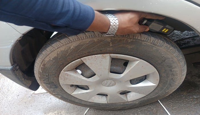 2013 Maruti A Star VXI (ABS) AT, Petrol, Automatic, 45,056 km, tyre