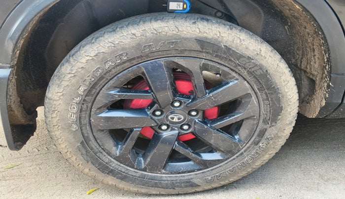 2020 Tata Harrier XZ PLUS 2.0L DARK EDITION, Diesel, Manual, 1,00,256 km, tyre