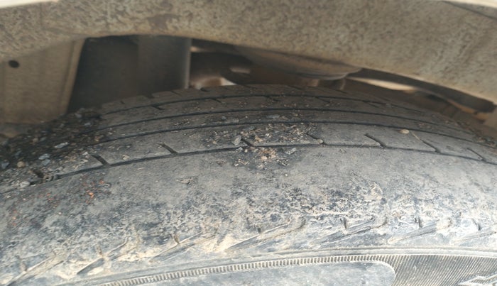 2012 Maruti Alto K10 VXI, Petrol, Manual, 95,498 km, tyre