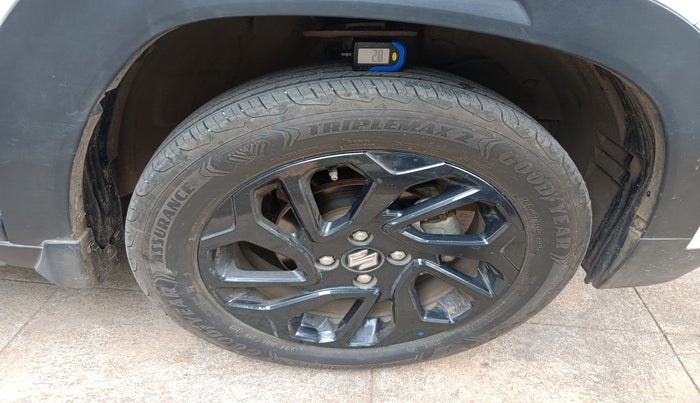 2024 Maruti FRONX DELTA PLUS 1.2MT, Petrol, Manual, 16,564 km, tyre