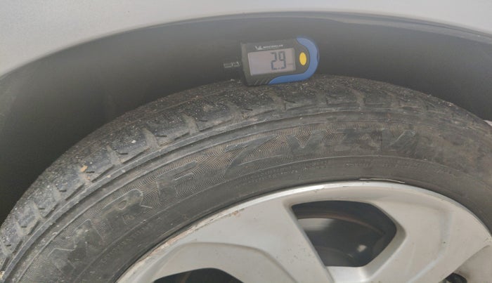 2012 Honda City 1.5L I-VTEC V MT, Petrol, Manual, 1,14,739 km, tyre