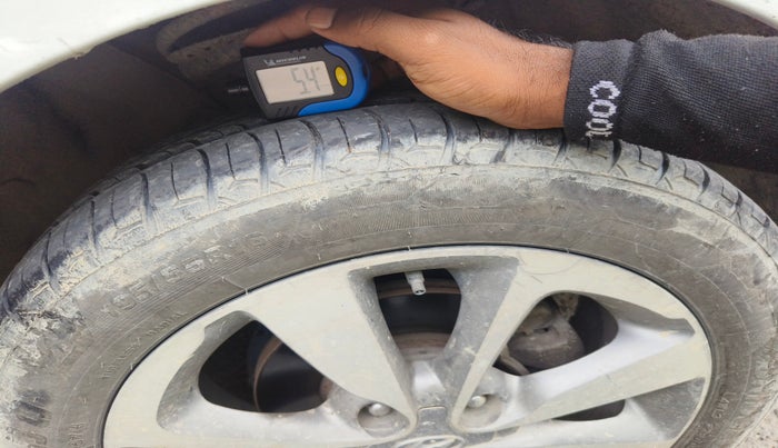 2016 Hyundai Elite i20 ASTA 1.4 CRDI (O), Diesel, Manual, 2,79,775 km, tyre