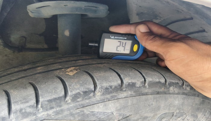 2016 Tata Zest XE 75PS DIESEL, Diesel, Manual, 1,37,500 km, tyre