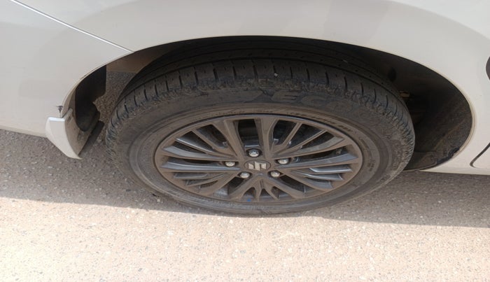 2020 Maruti Ertiga ZXI+ SHVS, Petrol, Manual, 28,034 km, tyre