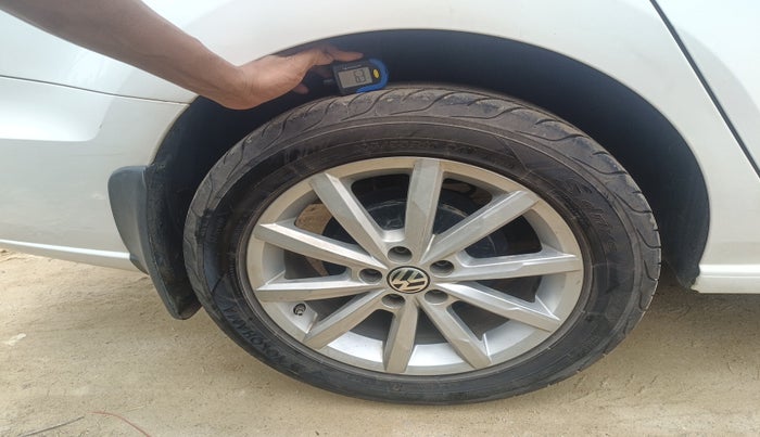 2018 Volkswagen Vento 1.2 TSI HIGHLINE PLUS AT, Petrol, Automatic, 78,173 km, tyre