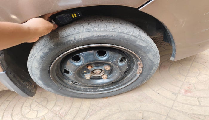 2010 Maruti Zen Estilo VXI, Petrol, Manual, 77,509 km, tyre