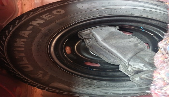 2017 Datsun Redi Go S, Petrol, Manual, 34,803 km, tyre