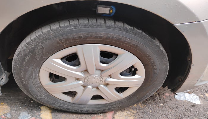 2012 Skoda Rapid AMBITION 1.6 MPI MT PLUS, Petrol, Manual, 48,712 km, tyre