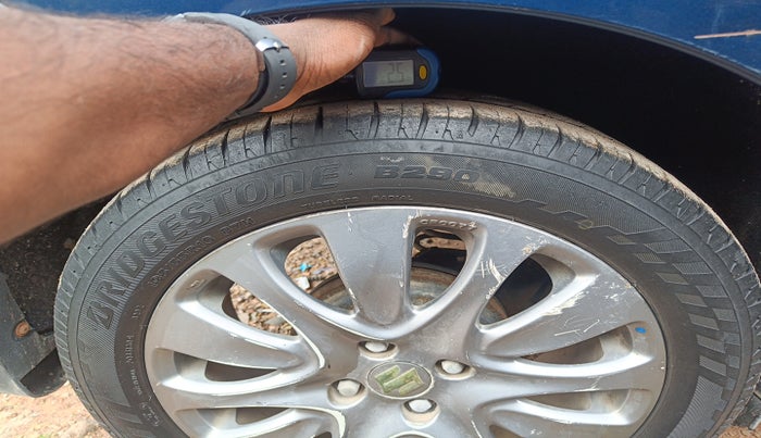 2018 Maruti Baleno ZETA DIESEL 1.3, Diesel, Manual, 1,40,234 km, tyre