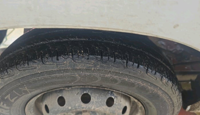 2012 Maruti Alto LXI, Petrol, Manual, 1,14,768 km, tyre