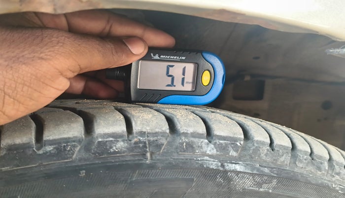 2015 Tata Bolt XT QUADRAJET, Diesel, Manual, 1,97,691 km, tyre