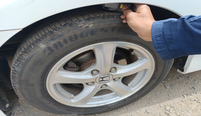 2011 Honda Civic 1.8L I-VTEC V AT, Petrol, Automatic, 93,348 km, tyre