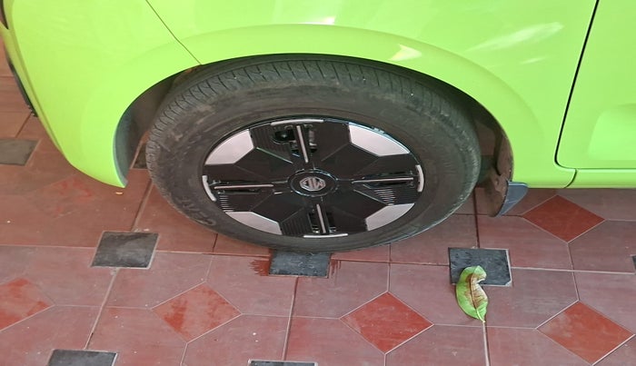 2024 MG COMET  Exclusive, Electric, Automatic, 4,908 km, tyre