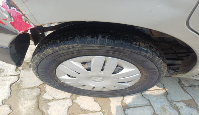 2018 Maruti Alto 800 LXI CNG, Petrol, Manual, 37,211 km, tyre