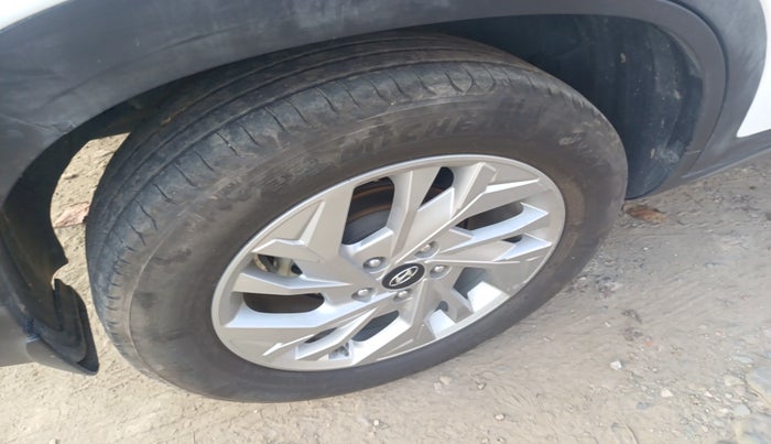 2023 Hyundai Creta SX 1.5 PETROL, Petrol, Manual, 86,523 km, tyre
