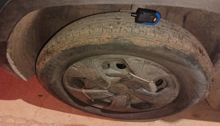 2024 Tata PUNCH ADVENTURE RHYTHM PACK MT, Petrol, Manual, 26,600 km, tyre