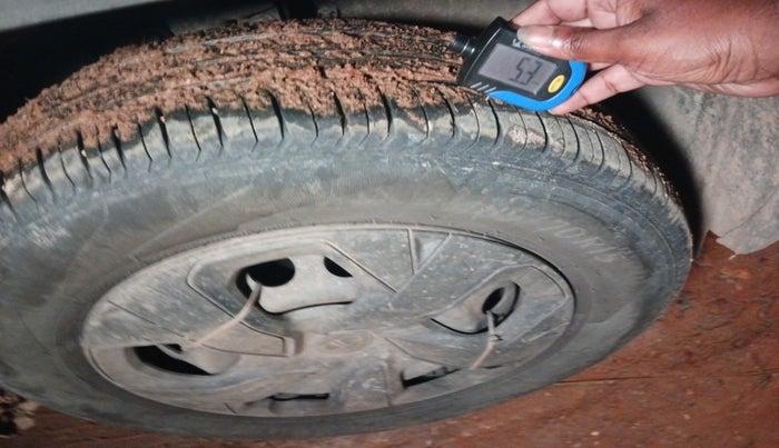 2024 Tata PUNCH ADVENTURE RHYTHM PACK MT, Petrol, Manual, 26,600 km, tyre