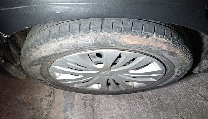 2012 Maruti Ertiga VDI, Diesel, Manual, 1,02,991 km, tyre