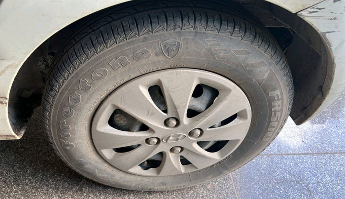 2010 Hyundai i10 MAGNA 1.2, Petrol, Manual, 63,100 km, tyre