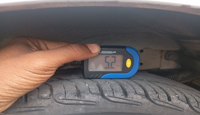 2014 Hyundai Santro Xing GLS PLUS AUDIO, Petrol, Manual, 70,909 km, tyre