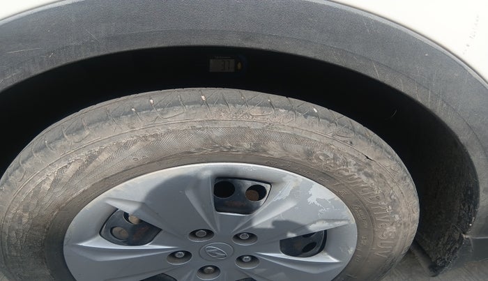 2018 Hyundai Creta E PLUS 1.4 DIESEL, Diesel, Manual, 2,40,000 km, tyre