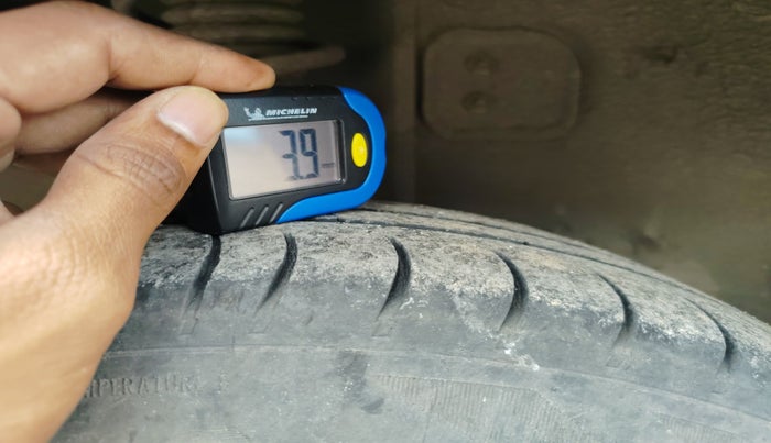 2016 Tata Tiago XE DIESEL, Diesel, Manual, 96,000 km, tyre