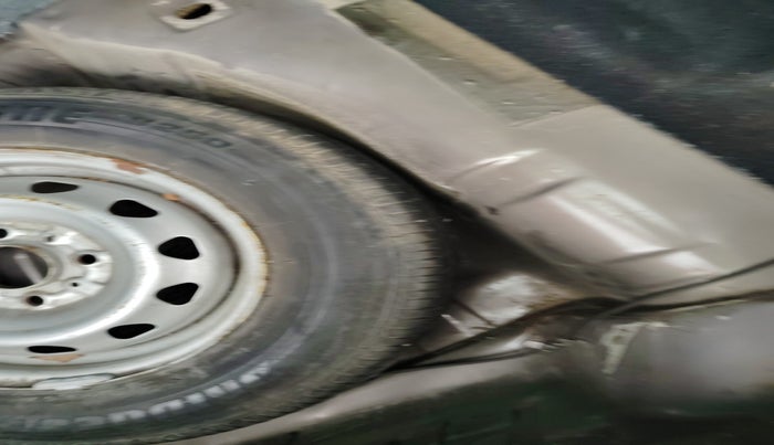 2016 Tata Tiago XE DIESEL, Diesel, Manual, 96,000 km, tyre