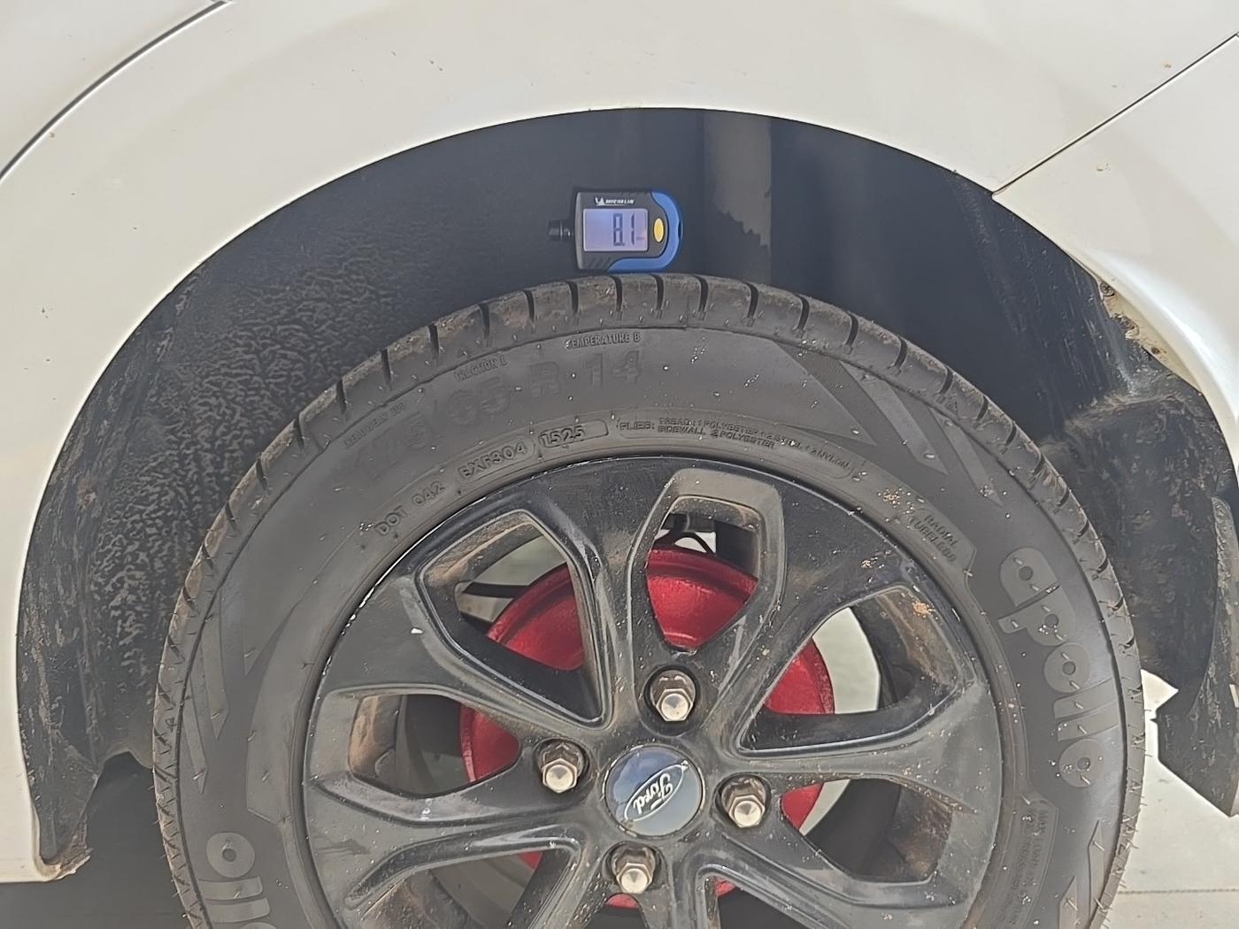 2015 Ford Figo Aspire TITANIUM 1.5 PETROL AT, Petrol, Automatic, 28,603 km, tyre