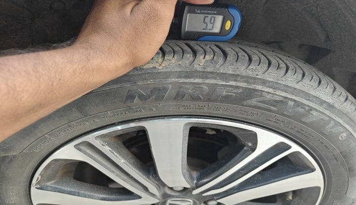 2022 Honda Amaze 1.2L I-VTEC VX, Petrol, Manual, 20,100 km, tyre