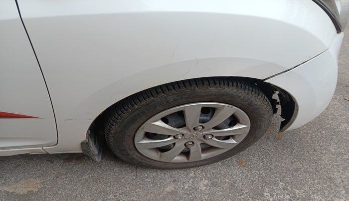 2013 Hyundai Eon MAGNA +, Petrol, Manual, 72,048 km, tyre