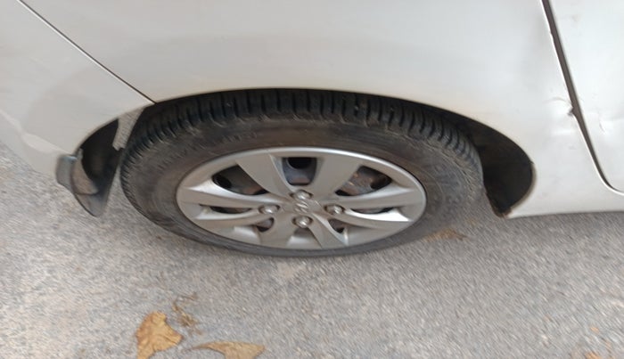 2013 Hyundai Eon MAGNA +, Petrol, Manual, 72,048 km, tyre