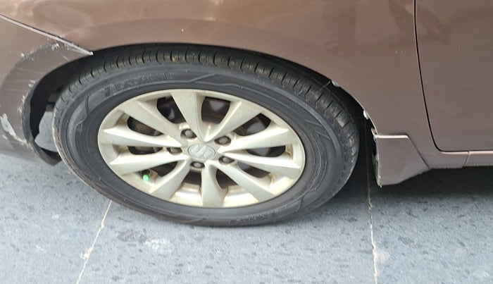 2014 Maruti Ertiga ZDI, Diesel, Manual, 1,37,282 km, tyre