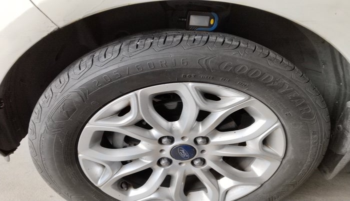 2016 Ford Ecosport TITANIUM 1.5L PETROL AT, Petrol, Automatic, 93,952 km, tyre