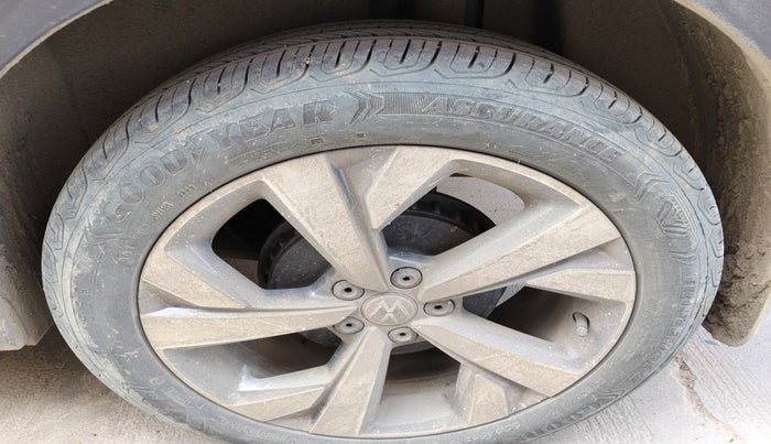 2022 Volkswagen TAIGUN TOPLINE 1.0 TSI MT, Petrol, Manual, 73,075 km, tyre
