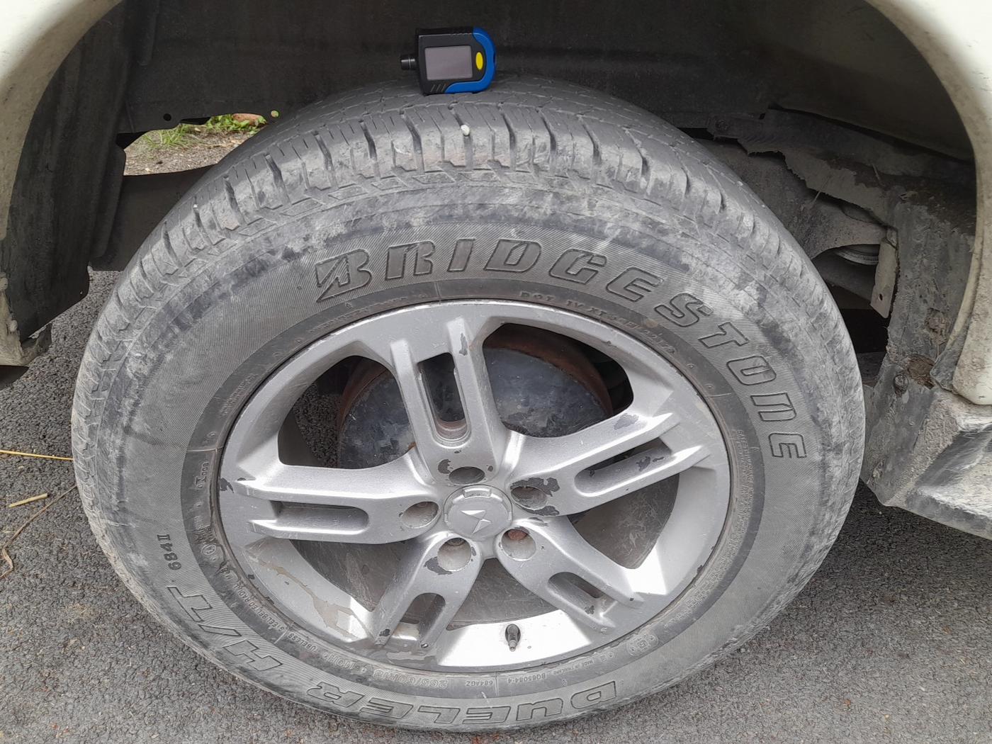 2016 Mahindra Scorpio S10, Diesel, Manual, 97,906 km, tyre