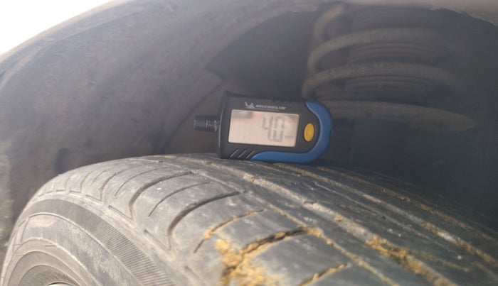 2017 Maruti Swift Dzire ZDI AMT, Diesel, Automatic, 1,05,679 km, tyre