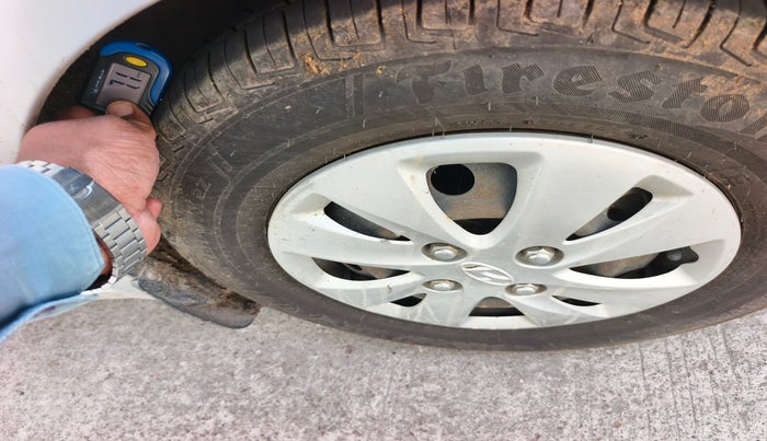 2012 Hyundai i10 SPORTZ 1.2, Petrol, Manual, 28,732 km, tyre