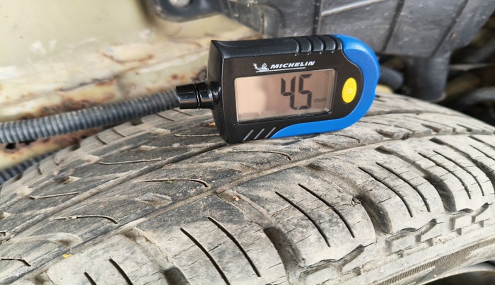 2010 Tata Nano LX, Petrol, Manual, 35,113 km, tyre
