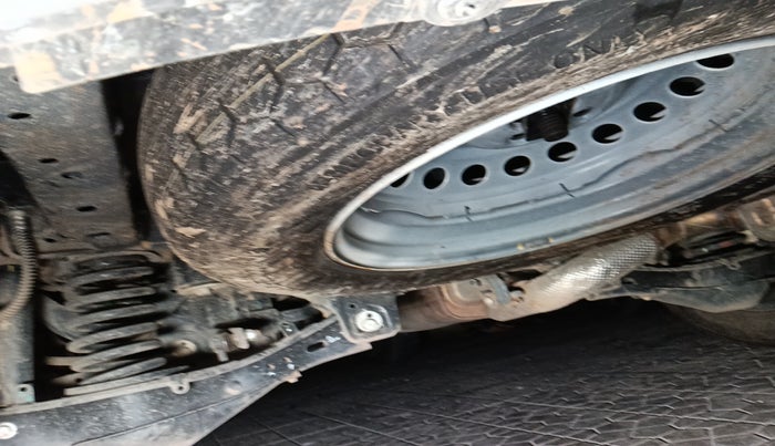 2024 Mahindra XUV700 AX 5 P MT 7 STR, Petrol, Manual, 13,237 km, tyre