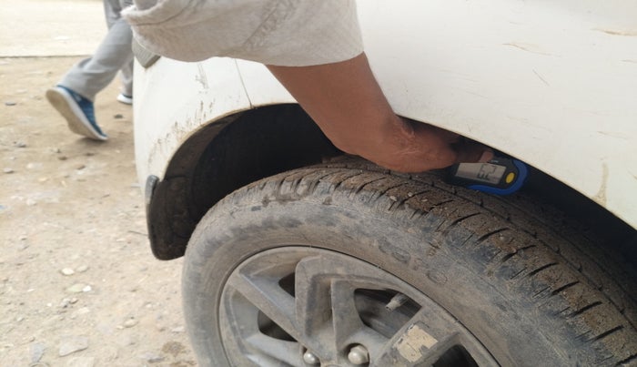 2022 Hyundai GRAND I10 NIOS SPORTZ 1.2 KAPPA VTVT CNG, Petrol, Manual, 70,672 km, tyre