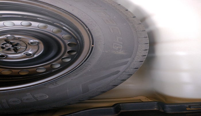 2024 Hyundai VENUE SX 1.2 PETROL, Petrol, Manual, 24,072 km, tyre