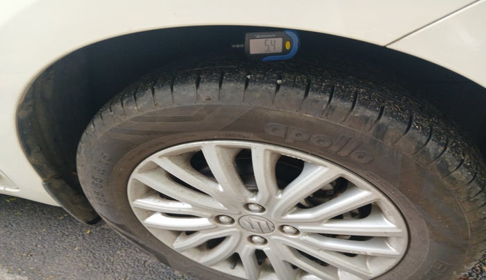 2022 Maruti Dzire ZXI AMT, Petrol, Automatic, 17,869 km, tyre