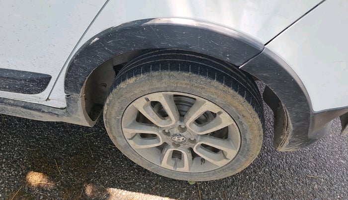 2018 Hyundai i20 Active 1.2 SX, Petrol, Manual, 70,556 km, tyre