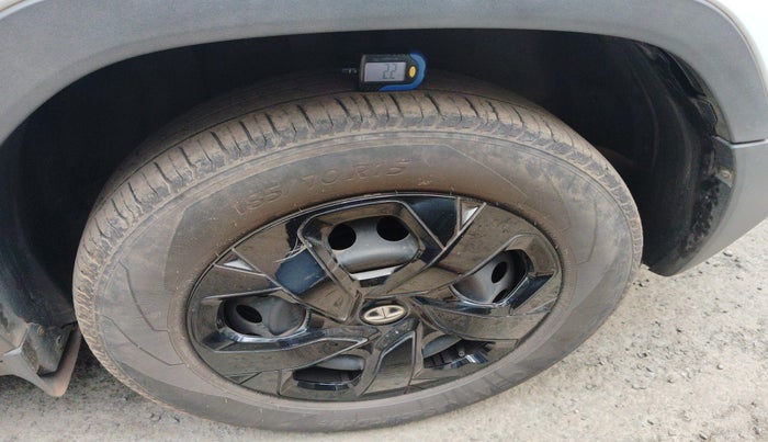 2022 Tata PUNCH ADVENTURE MT, Petrol, Manual, 60,989 km, tyre
