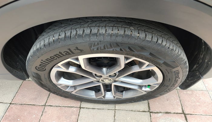 2021 Skoda KUSHAQ AMBITION 1.0L TSI MT, Petrol, Manual, 32,500 km, tyre