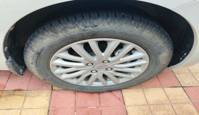 2023 Maruti Dzire ZXI, Petrol, Manual, 20,500 km, tyre