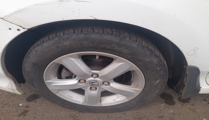 2010 Honda City 1.5L I-VTEC V MT, Petrol, Manual, 1,15,118 km, tyre