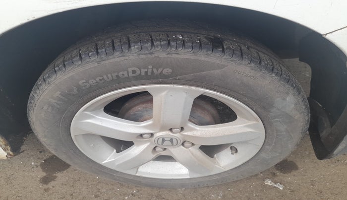 2010 Honda City 1.5L I-VTEC V MT, Petrol, Manual, 1,15,118 km, tyre