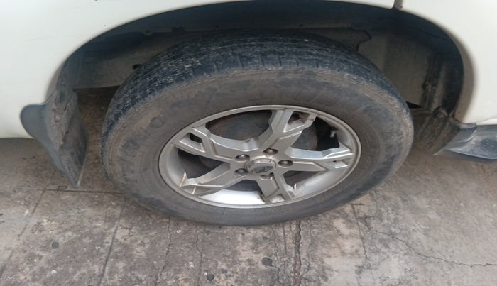 2015 Mahindra Scorpio S10, Diesel, Manual, 88,887 km, tyre