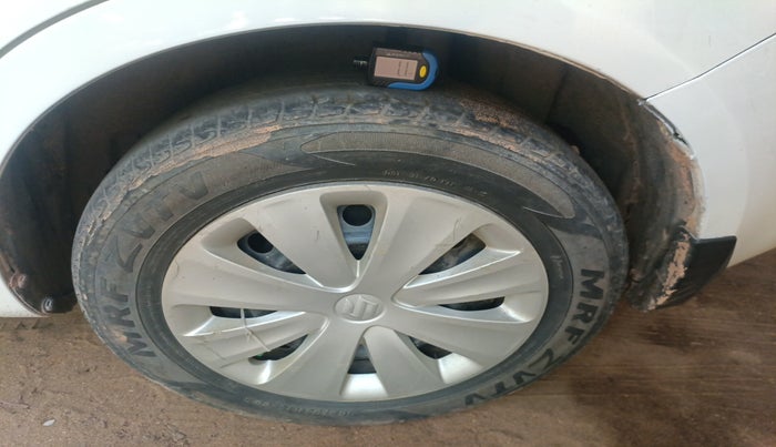 2012 Maruti Swift Dzire VDI, Diesel, Manual, 1,41,000 km, tyre